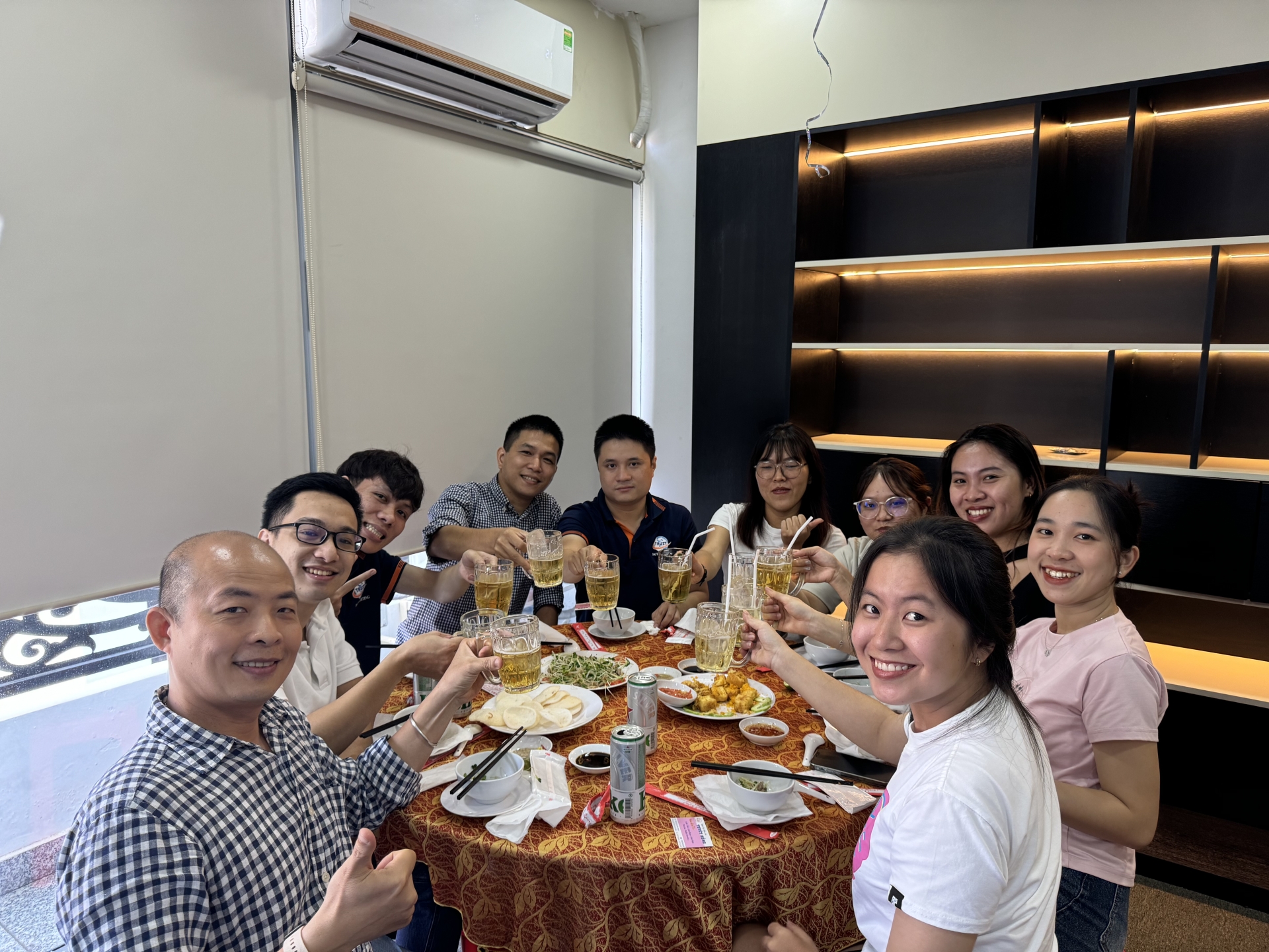 KỶ NIỆM 13 NĂM THÀNH LẬP CÔNG TY