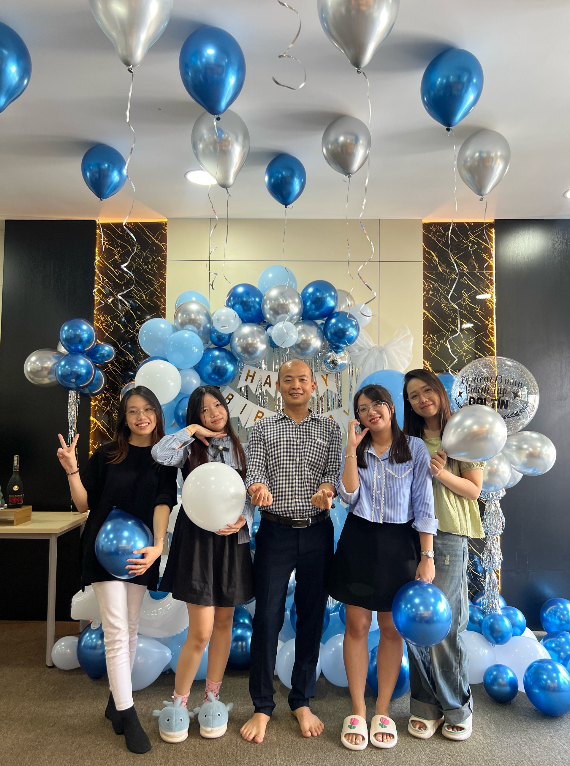 KỶ NIỆM 13 NĂM THÀNH LẬP CÔNG TY