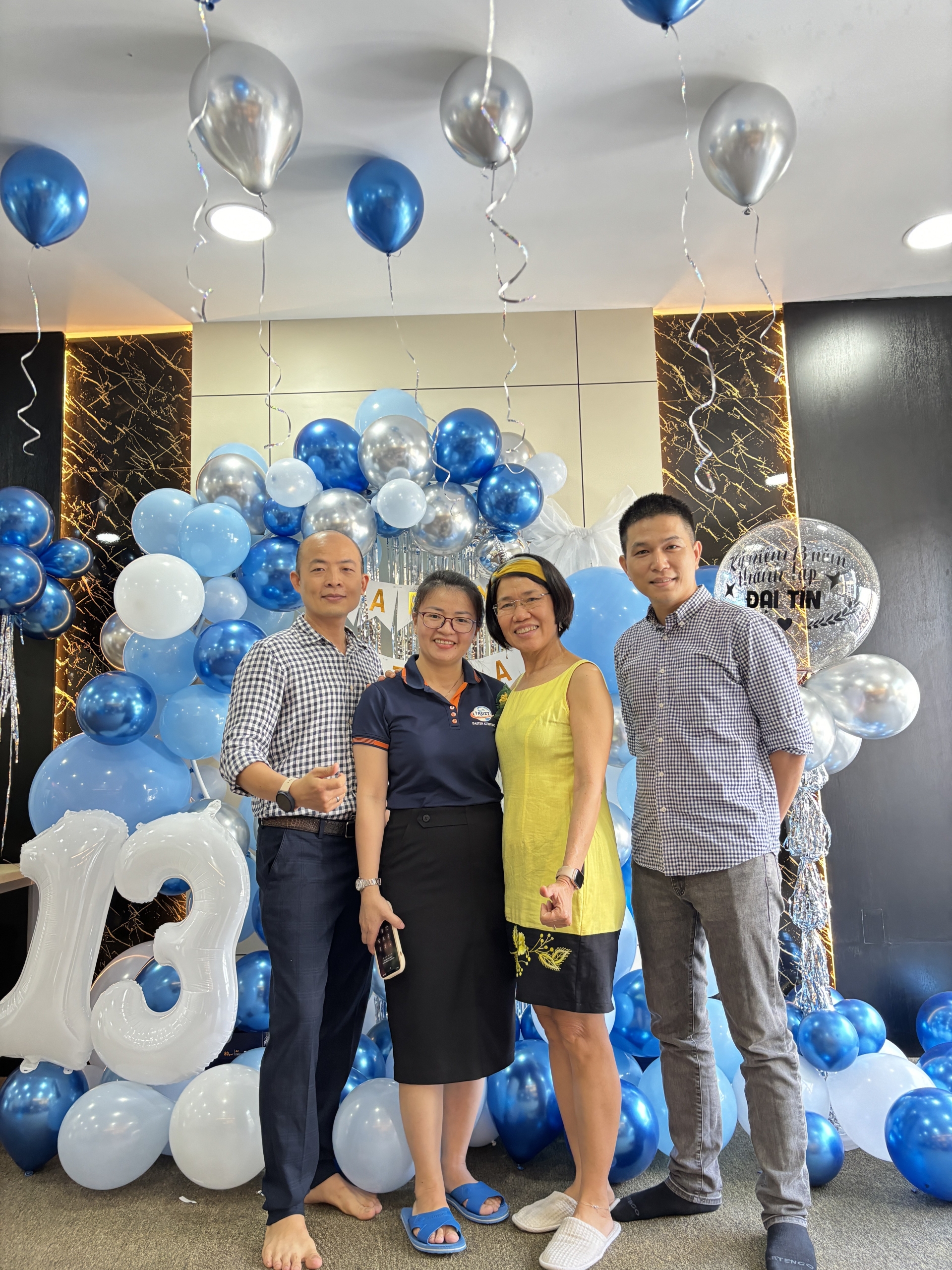 KỶ NIỆM 13 NĂM THÀNH LẬP CÔNG TY