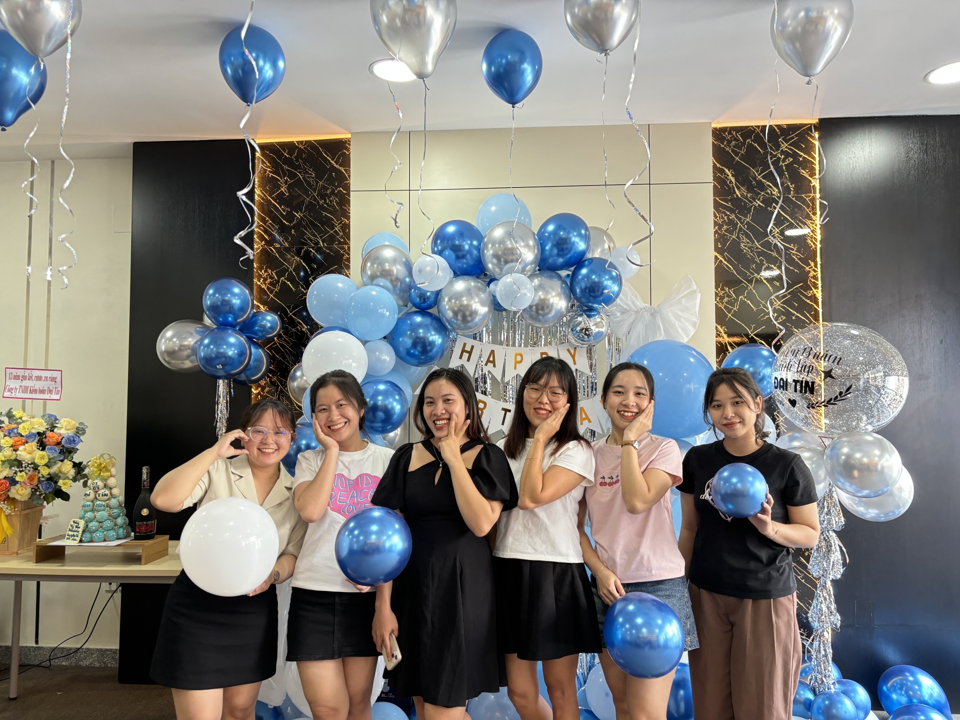 KỶ NIỆM 13 NĂM THÀNH LẬP CÔNG TY