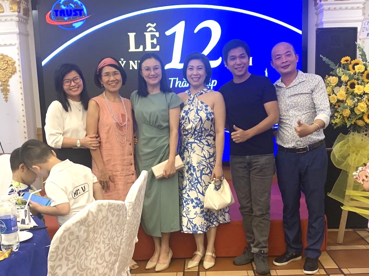 KỶ NIỆM 12 NĂM THÀNH LẬP CÔNG TY