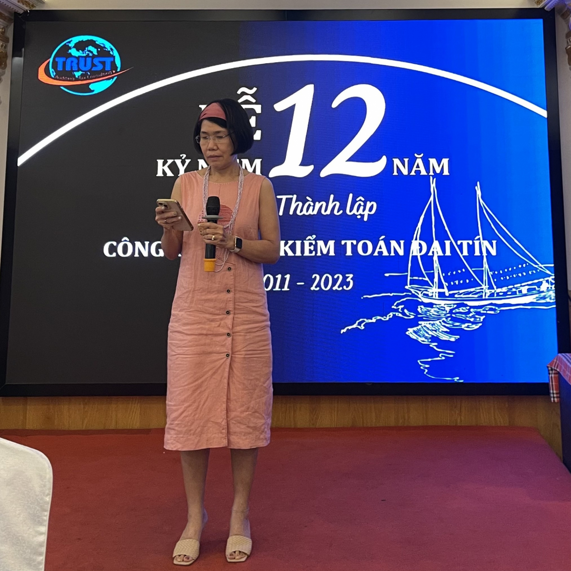 KỶ NIỆM 12 NĂM THÀNH LẬP CÔNG TY