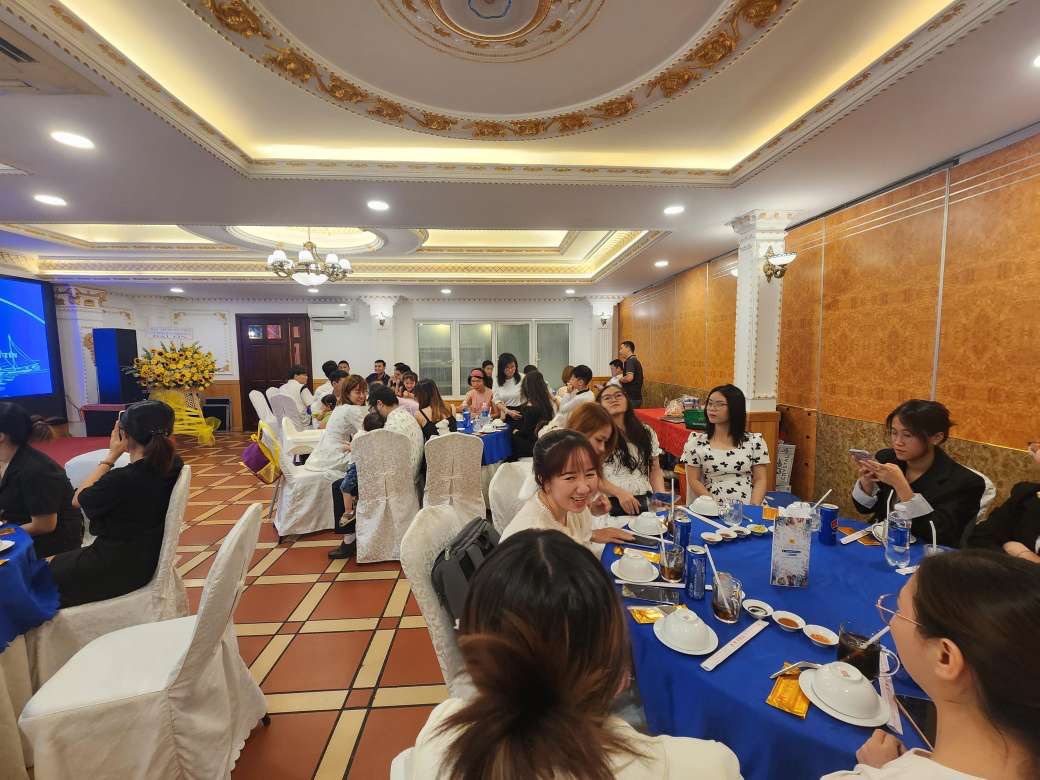 KỶ NIỆM 12 NĂM THÀNH LẬP CÔNG TY