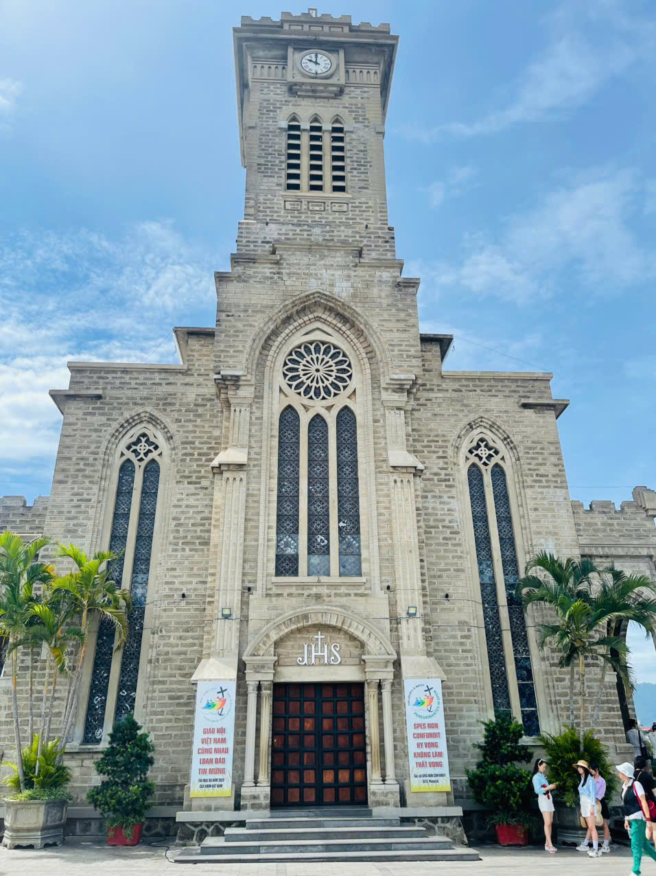 DU LỊCH NHA TRANG 2025