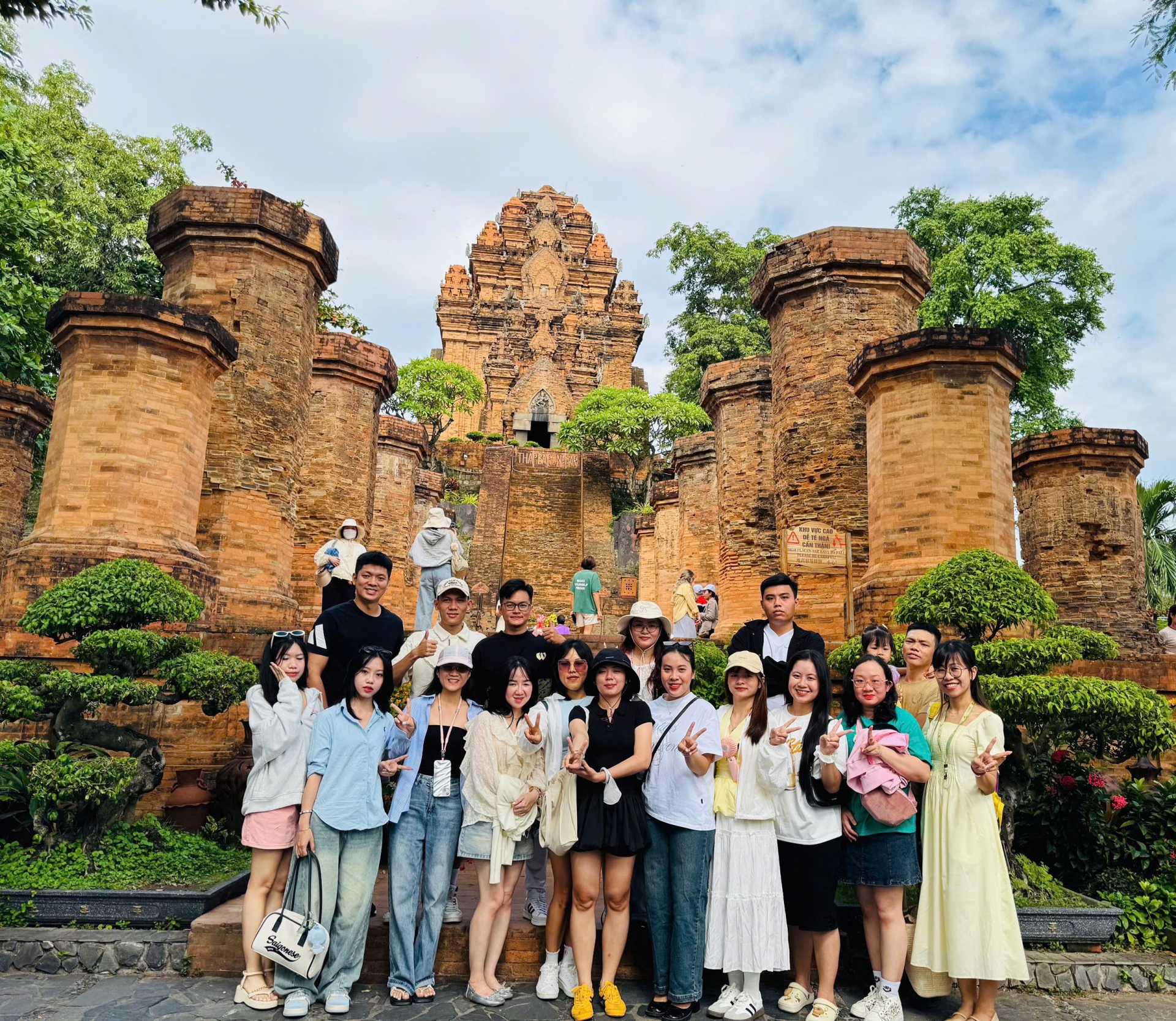 DU LỊCH NHA TRANG 2025