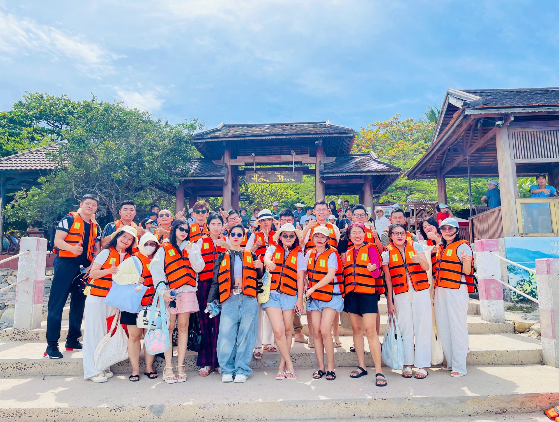 DU LỊCH NHA TRANG 2025